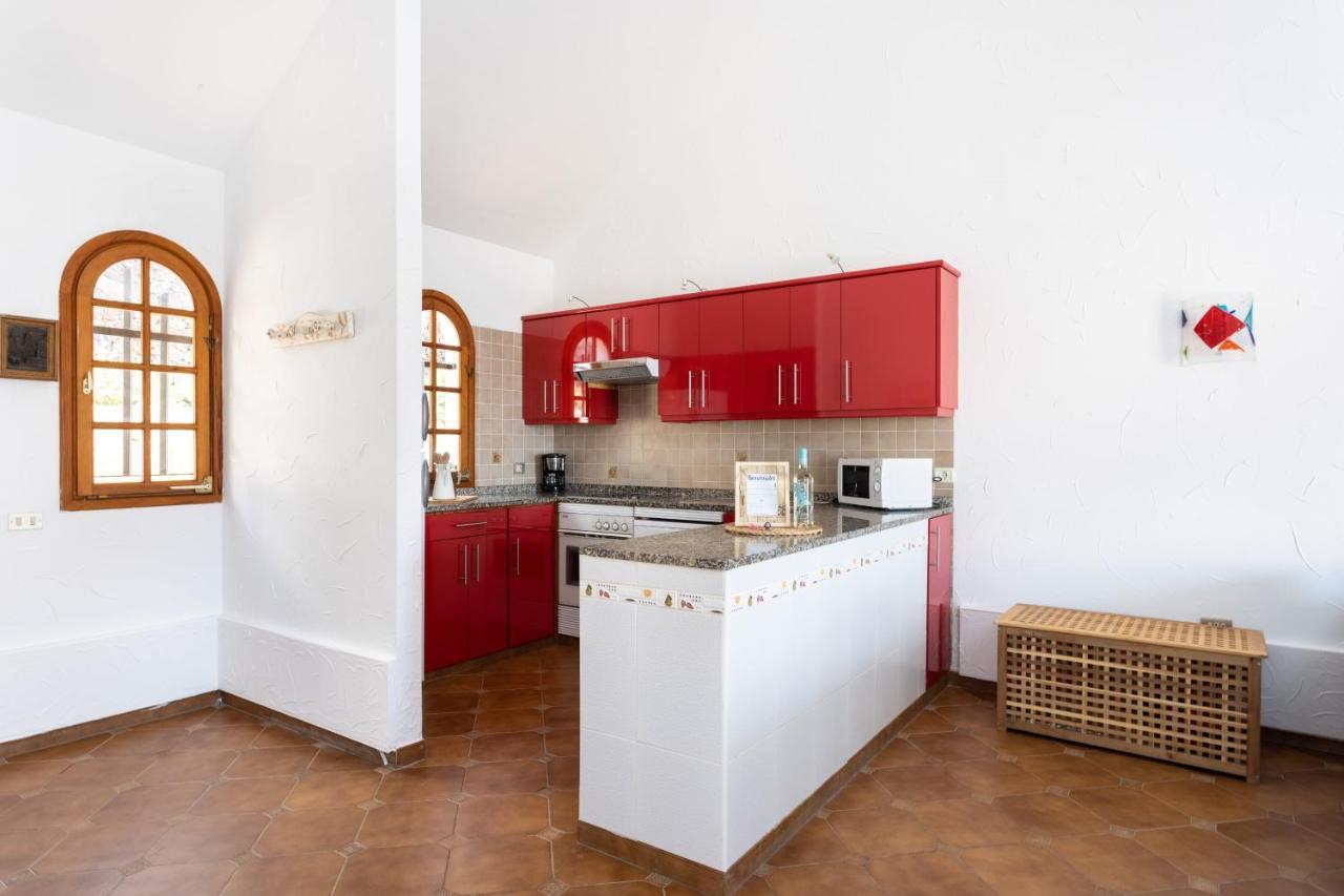 Casa Limon - Ocean View - Bbq - Garden - Terrace - Free Wifi - Child & Pet-Friendly - 2 Bedrooms - 6 People Poris de Abona Luaran gambar